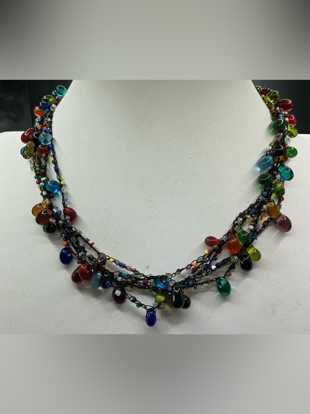 ZAD MULTI STRAND STRAND & COLOR NECKLACE